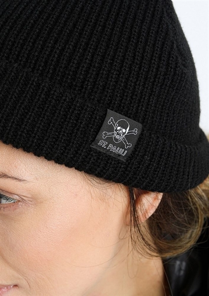 FC St. Pauli - Totenkopf, Fischerm�tze