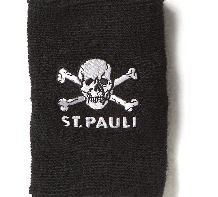 FC St. Pauli - Totenkopf, Schweibnder