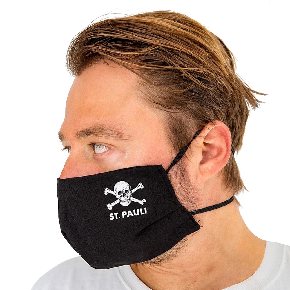 FC St. Pauli - Totenkopf, Mundbedeckung