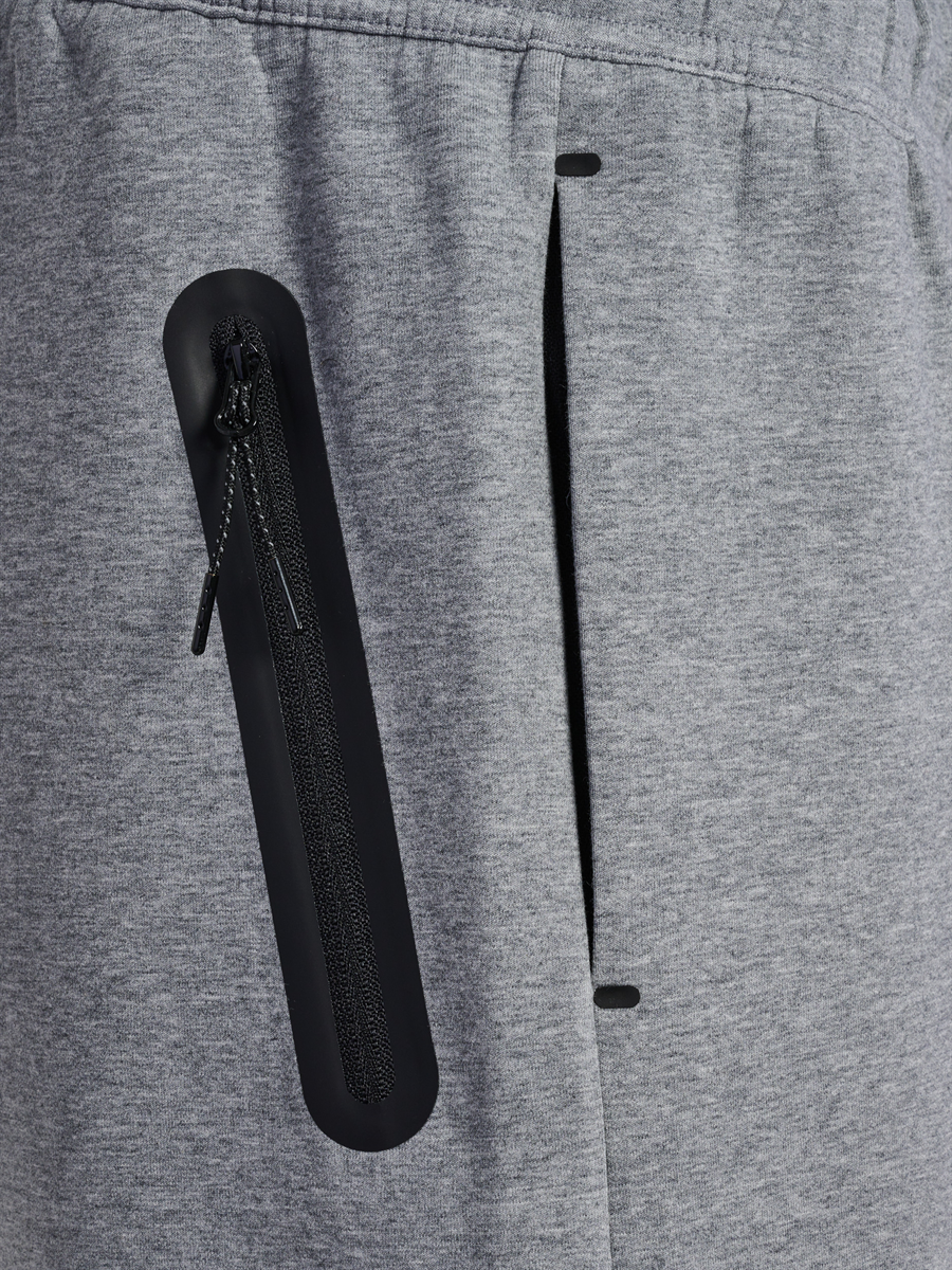 HUMMEL - hmlTECH Fleece Shorts, Hose